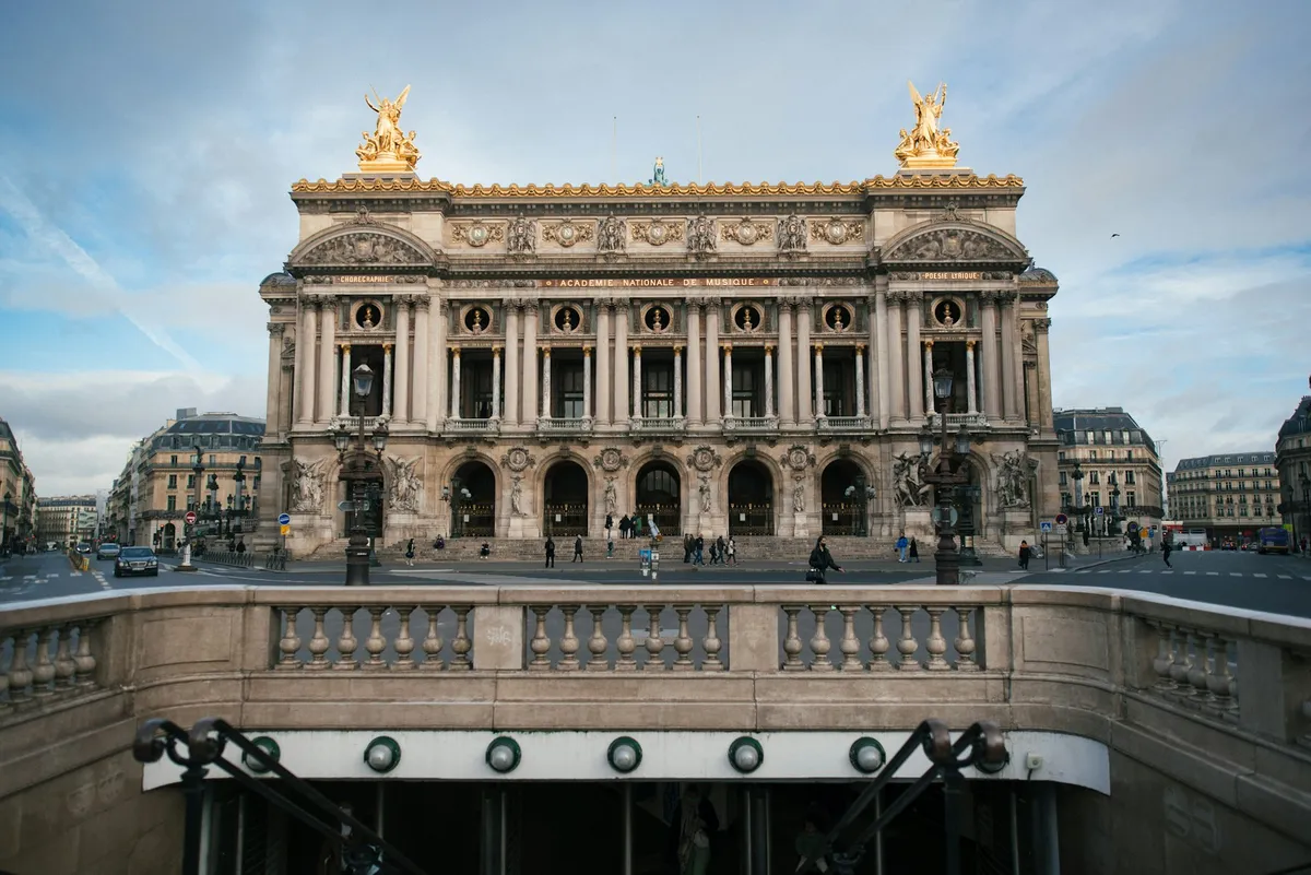 Façade de l’Opéra Garnier, à Paris
